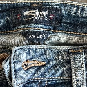 Silver Avery’s 31x33 long